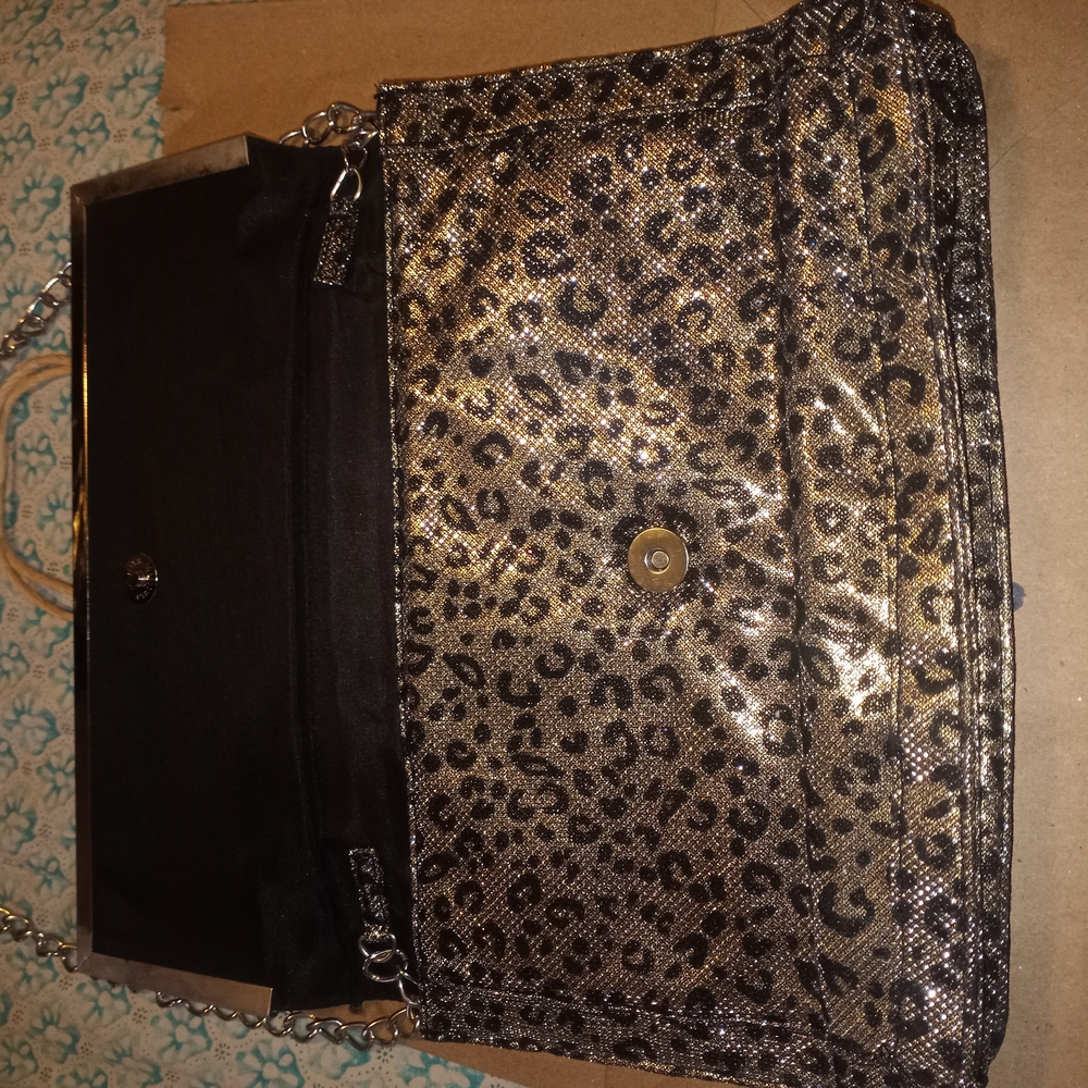 Leopard Print Chain Shoulder Bag